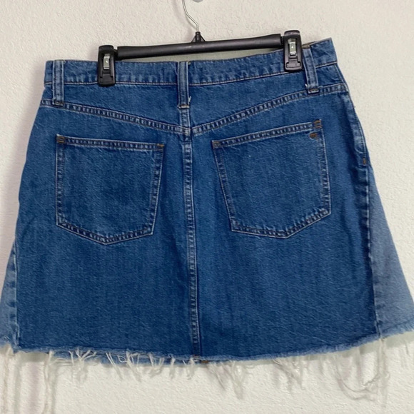 Madewell Distressed Two Tone Denim Mini Skirt Size 31 - Picture 7 of 9
